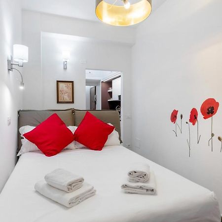 Room Fiore - Ponte Vecchio Mini Studio Florenţa Exterior foto